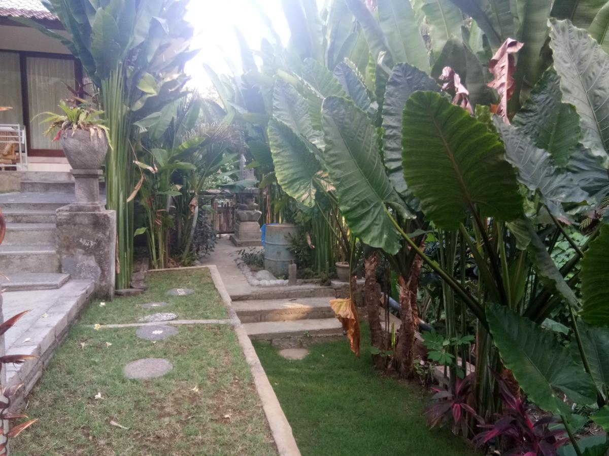 Bed & Breakfast Kerta Family *